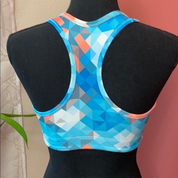 EUC - Reebok - Sports Bra - Picture 4 of 6